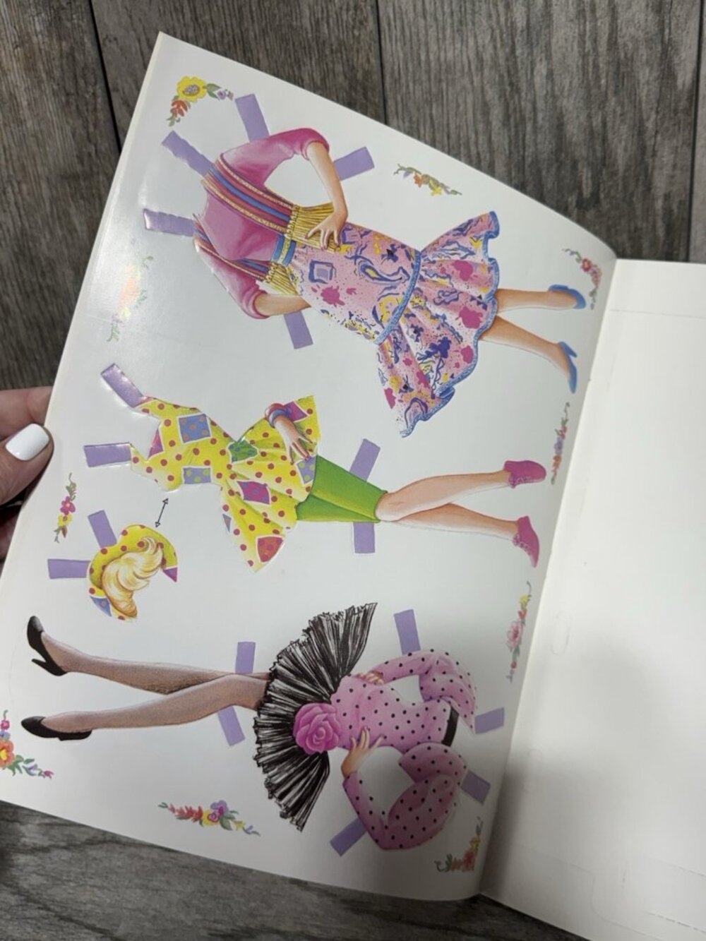 Vintage Barbie Deluxe PAPER DOLL BOOK, 1991 Golden # 1502 Mattel Uncut 90s NEW - Picture 10 of 10